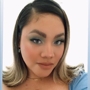 Meet your Posher, Sheena